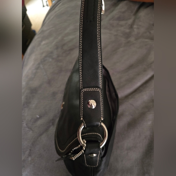 Coach Soho Y2K Black Leather Pleated Shoulder Bag. EUC - Picture 7 of 15